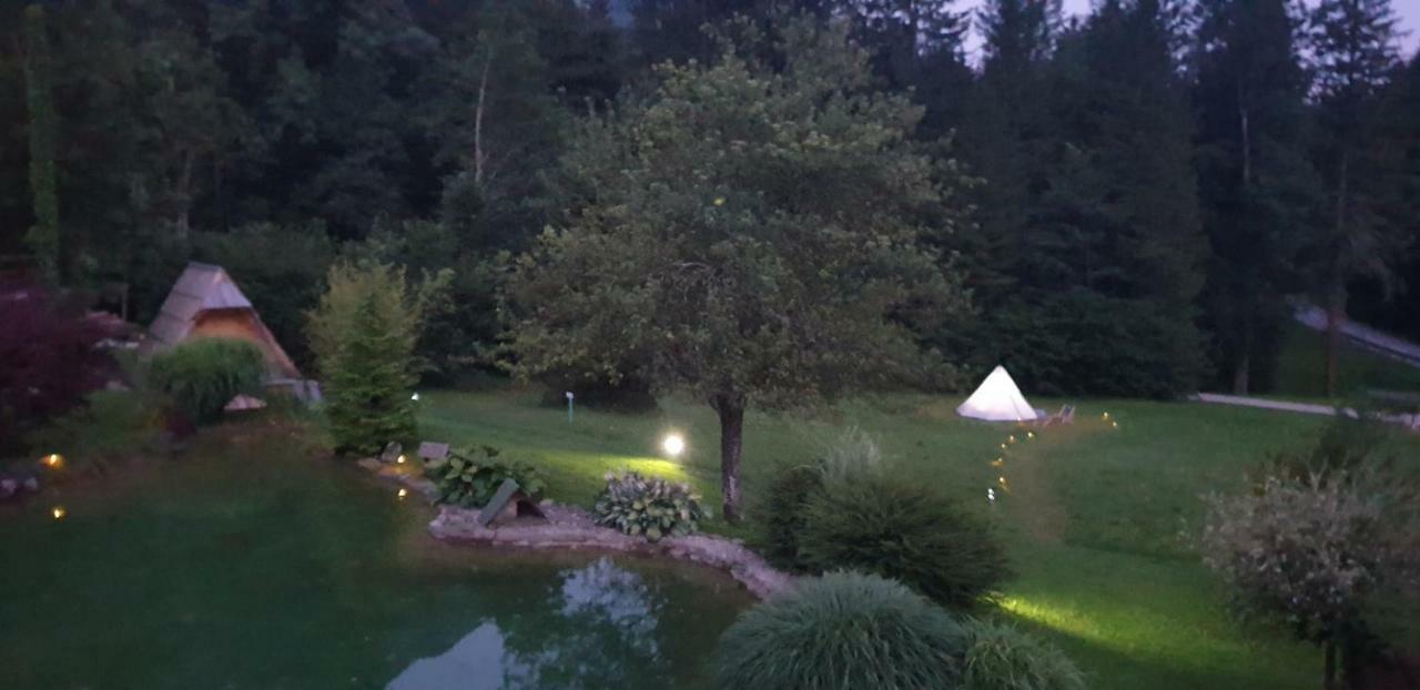 Lepa Lopa Resort Стаховица Экстерьер фото