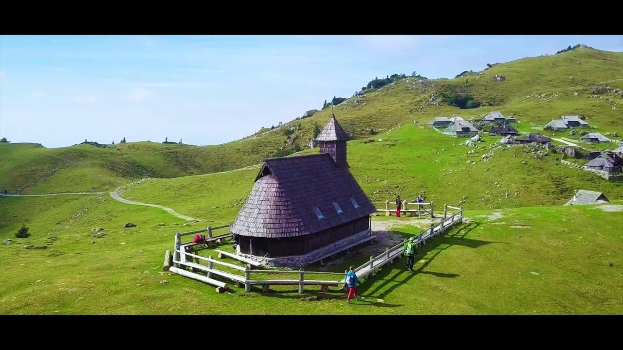 Lepa Lopa Resort Стаховица Экстерьер фото